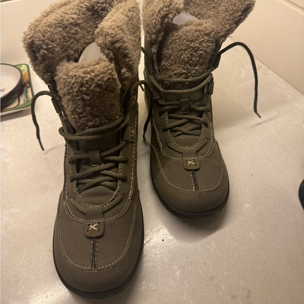 Orthoheel Olive Green Boots